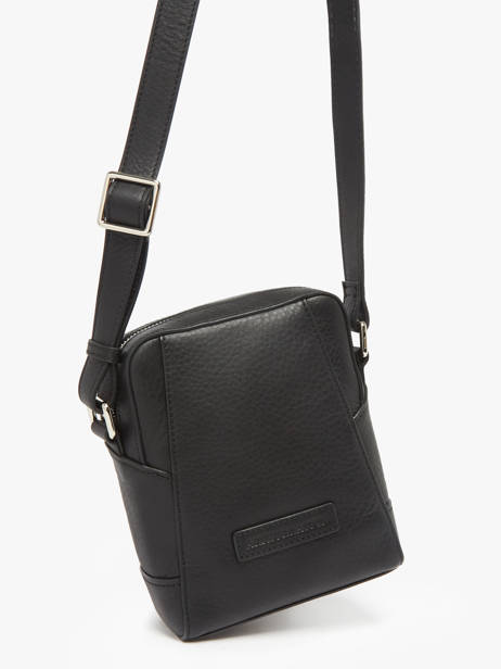 Cross Body Tas Arthur & aston Zwart jose 5 ander zicht 2